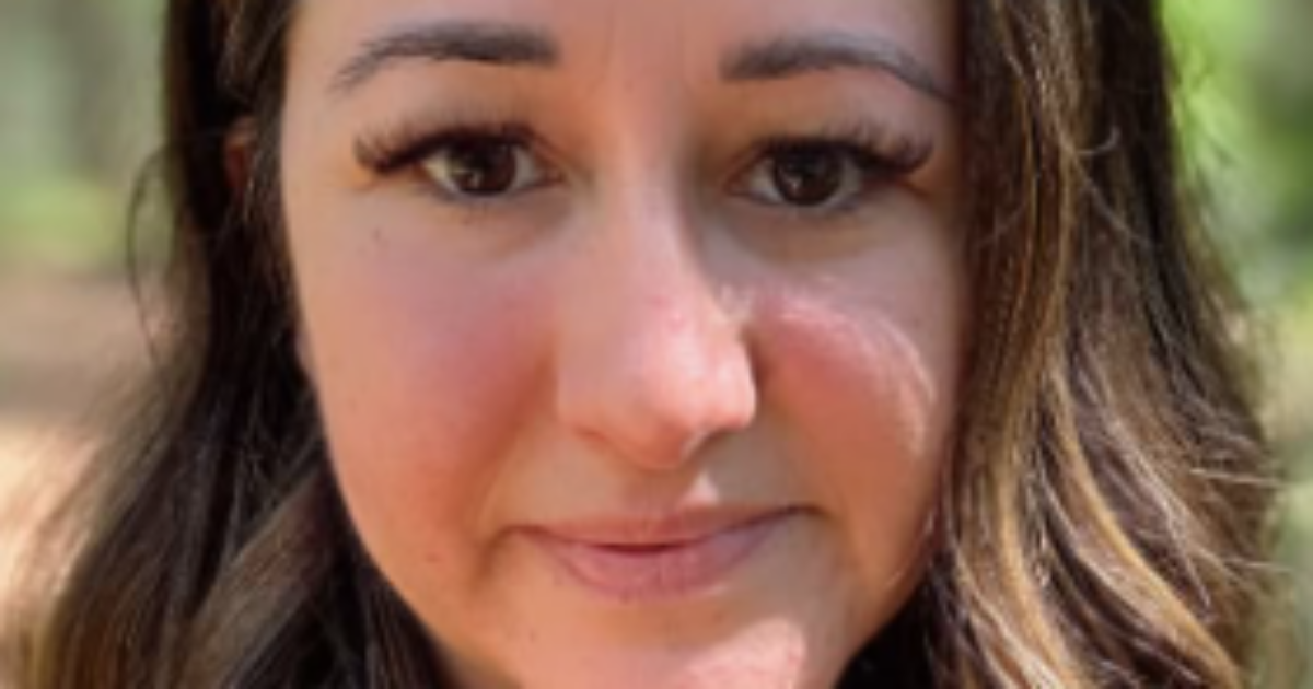 “Ho fatto 13 ruote di fila in spiaggia, quando mi sono rialzata avevo perso la vista. Non vedevo più la faccia della mia amica”: la storia di Deborah Cobb