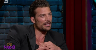 Copertina di “Ho fatto sesso con quattro donne contemporaneamente”: la confessione di Simone Susinna