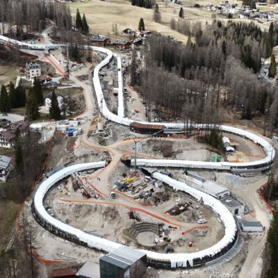 Copertina di La pista da bob è un salasso da 12 milioni in 20 anni. Per pagare i debiti Cortina dovrà fare da B&B