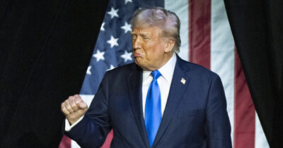 Copertina di Donald Trump: “Anche io devo rispettare la Costituzione? Non lo so”