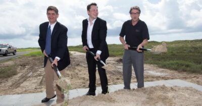 Copertina di Un nome di fantascienza e un padrone (quasi) assoluto: Elon Musk fonda la sua città. Ecco dov’è Starbase, come funziona e chi sono i suoi abitanti