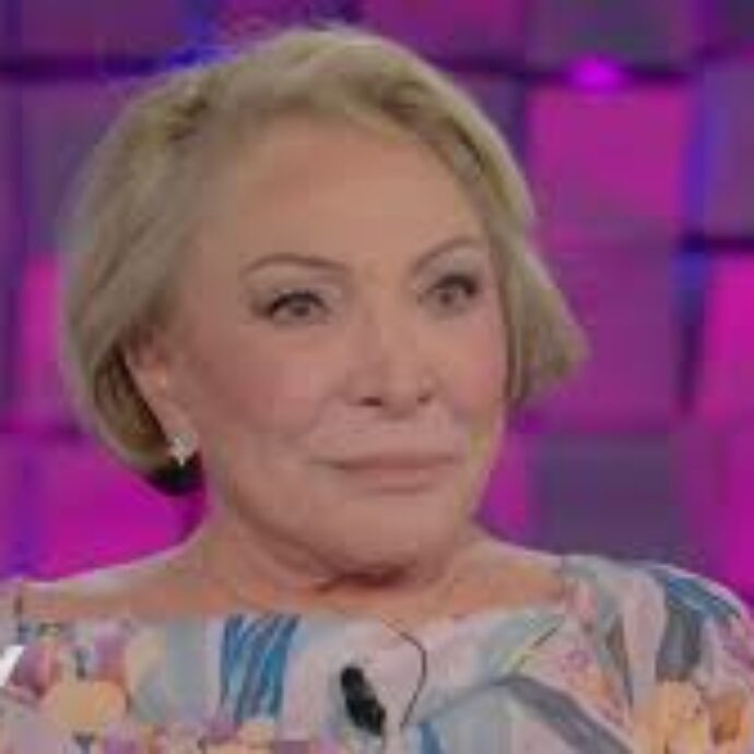 “Ho scoperto leggendo un giornale che il mio matrimonio era stato annullato, la mia vita privata è un disastro”: il racconto di Mariolina Cannuli a Verissimo