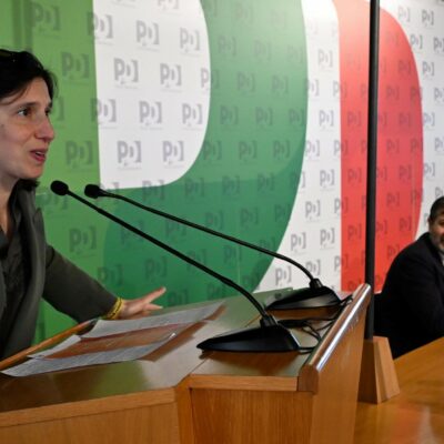 Copertina di Lettera di un prof  a Elly: “Il Pd riformista?  Solo macchiette”