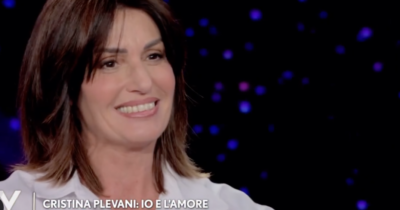 Copertina di “Papà non era come gli altri. Gli spararono poi venne arrestato. In casa non c’era nulla di strano, ho sempre camminato a testa alta”: lo rivela Cristina Plevani