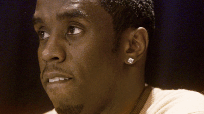 Copertina di “Puff Daddy mi ha rapita prima di entrare in casa di Kid Cudi per ucciderlo”: lo rivela Capricorn Clark. E Cassie Ventura durante il processo finisce in ospedale