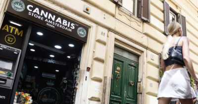 Copertina di Canapa, il bando al fiore va disapplicato dai giudici: il governo non ha notificato all’Ue l’articolo 18 del decreto sicurezza