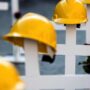 Copertina di Un operaio 61enne è morto travolto dal crollo di un muro durante dei lavori di demolizione