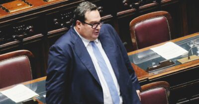 Copertina di Ddl Salari, maggioranza di nuovo divisa