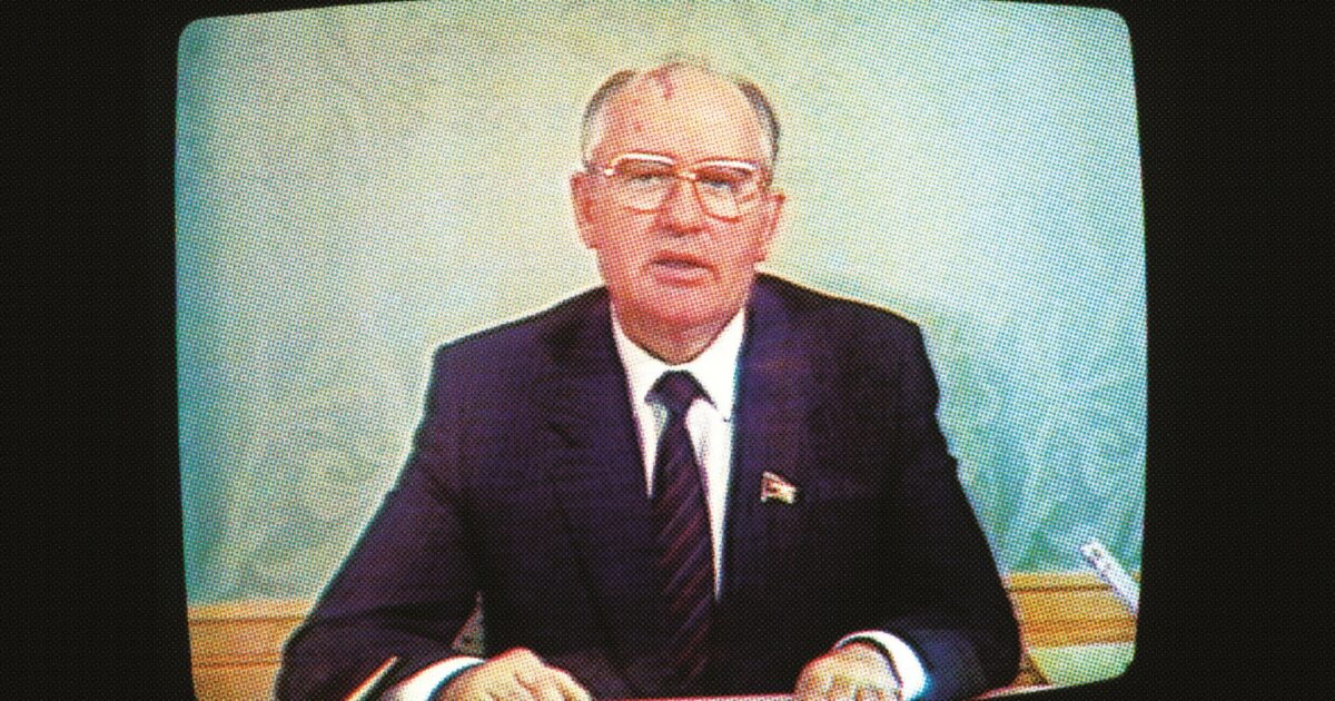 Perestrojka: “Parlatemi, la polizia non interverrà”. 40 anni fa il discorso di Gorbaciov