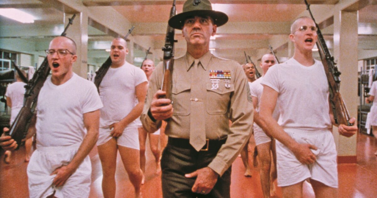 Droghe, ipnosi, telepatia… le armi più folli tra cinema e realtà