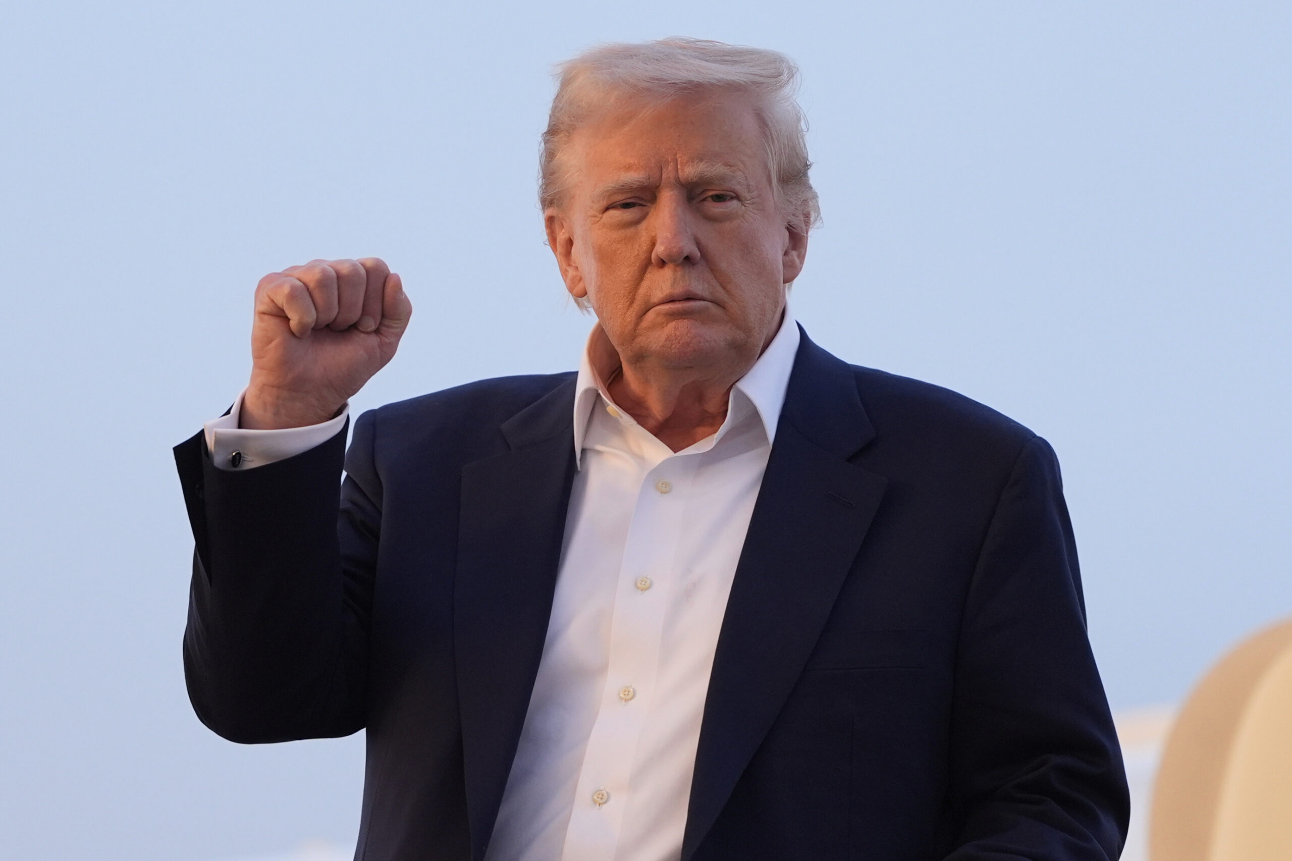 Il maxi pacchetto di tagli fiscali (cruciale per Trump) dietro il taglio del rating Usa e i rendimenti dei Treasury alle stelle Il maxi pacchetto di tagli fiscali (cruciale per Trump) dietro il taglio del rating Usa e i rendimenti dei Treasury alle stelle