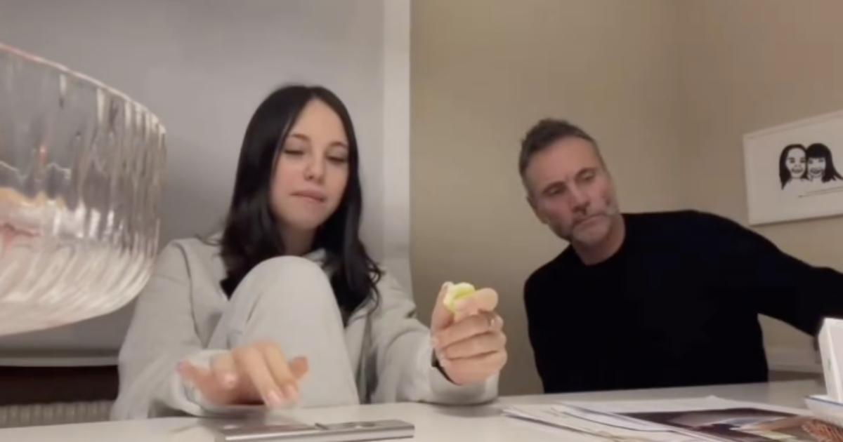 “Fan*ulo te e lui. Quando pensavi di dirmelo che ti eri fidanzata? Sempre l’ultimo a sapere le cose. Quando ti sposi magari dimmelo”: Nek papà geloso