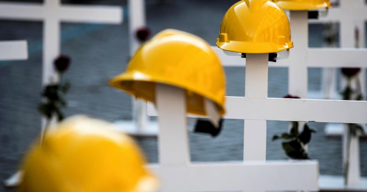 Incidente sul lavoro a Taranto, 55enne trovato morto nell’azienda di autodemolizioni dove lavorava Incidente sul lavoro a Taranto, 55enne trovato morto nell’azienda di autodemolizioni dove lavorava