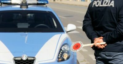 Copertina di Anziano guida contromano per 17 chilometri nell’autostrada A28 Portogruaro-Conegliano