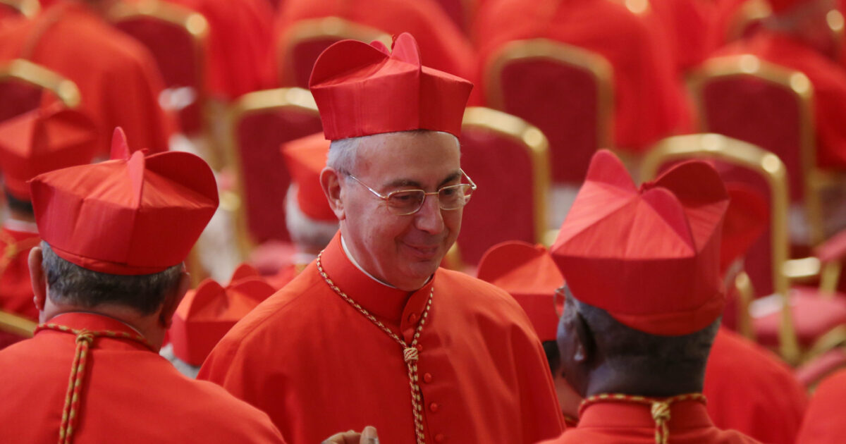 A pronunciare l’Habemus Papam anche questa volta sarà un cardinale francese: ecco chi è A pronunciare l’Habemus Papam anche questa volta sarà un cardinale francese: ecco chi è