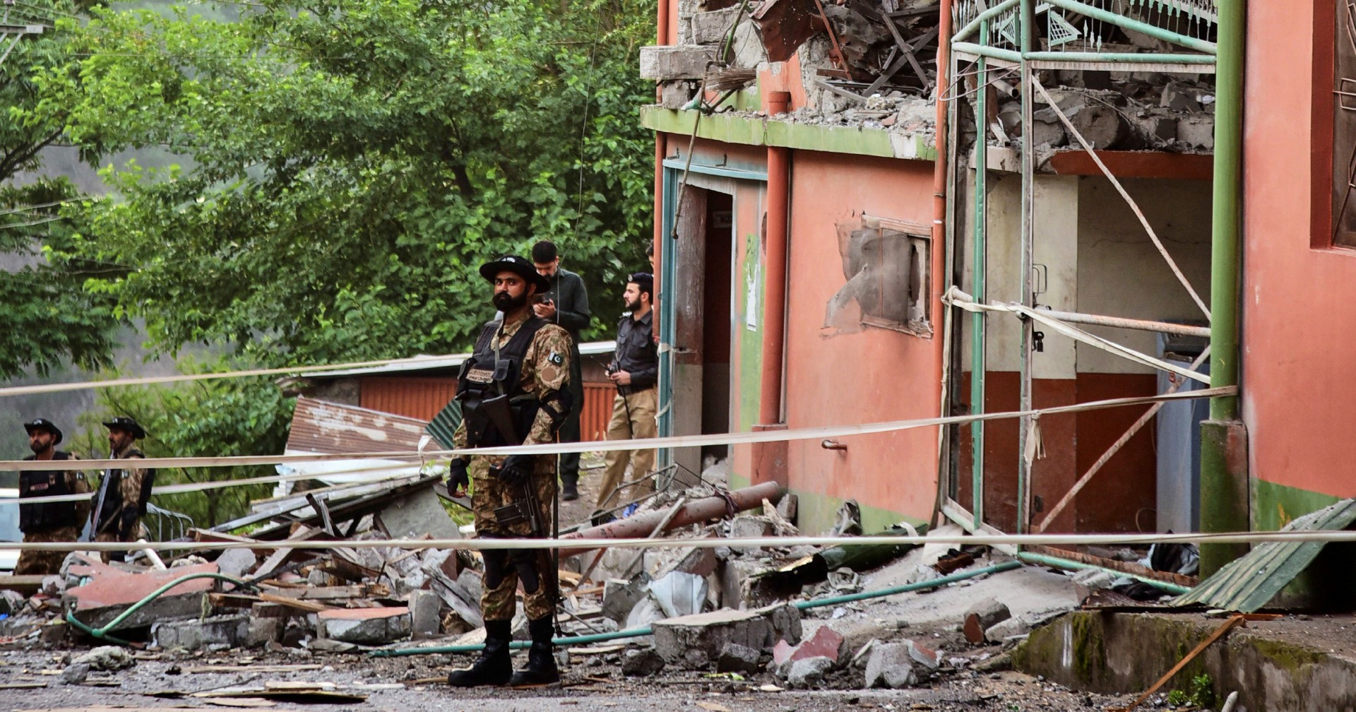 Dopo il fragile cessate il fuoco tra India e Pakistan, restano aperte le vere sfide Dopo il fragile cessate il fuoco tra India e Pakistan, restano aperte le vere sfide
