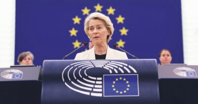 Copertina di Ue, Ursula bocciata: sì di Pse e Ecr al testo dei 5S contro le armi