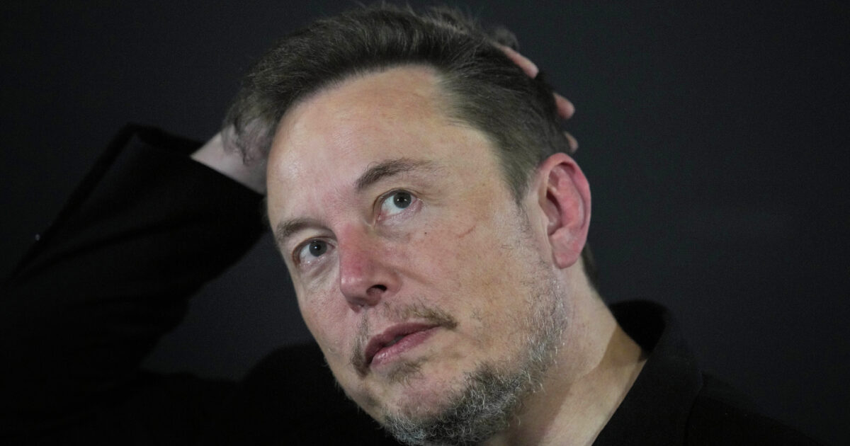 Elon Musk e la colonizzazione spaziale, Marte deve essere “autonomo dalla Terra”
