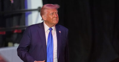 Copertina di Le reazioni alla nomina del primo papa statunitense. Trump: "Che emozione e che onore per il nostro paese"