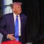 Copertina di Trump: "Emozione e onore". Il messaggio di Mattarella, Meloni: "Potente richiamo alla pace"