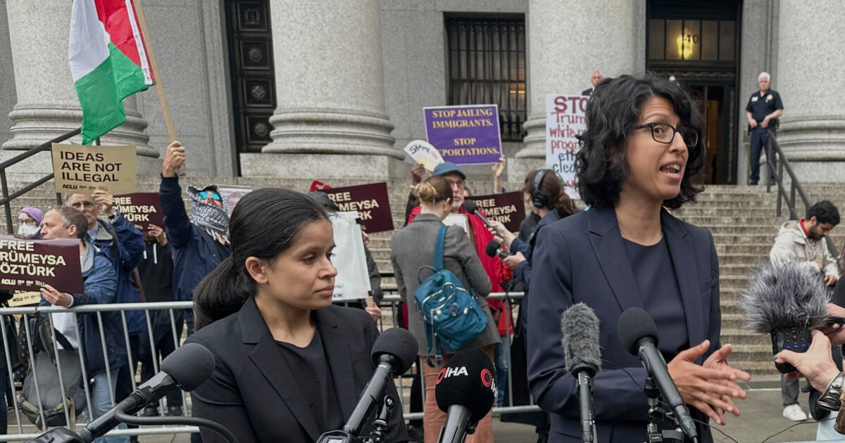 Columbia University da Ilfattoquotidiano.it columbia university oltre 70 arresti alla manifestazione contro il genocidio a gaza