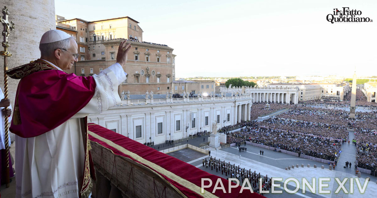 Copertina di L'americano Prevost è il nuovo Papa: si chiamerà Leone XIVSubito appello per la pace: "Disarmata e disarmante" | video