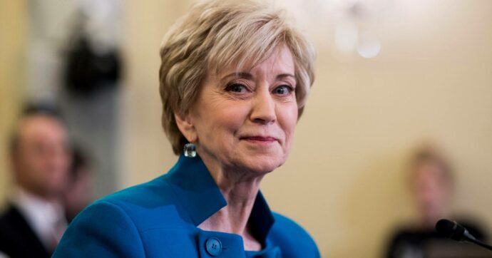 Sui social diventa virale la lettera del Ministero dell’Istruzione Usa corretta da Harvard, ma è una fake news