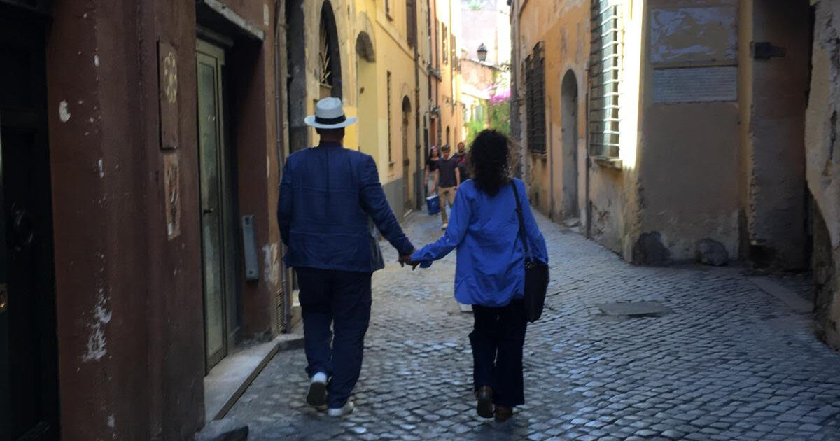 Le mie cinque notti a Roma per mio zio Roberto Farina. Missione compiuta Le mie cinque notti a Roma per mio zio Roberto Farina. Missione compiuta