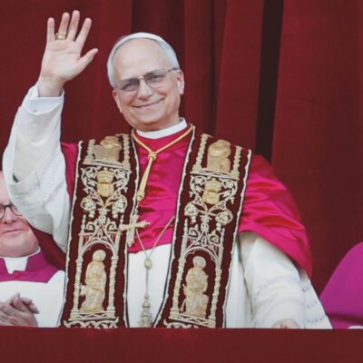 Copertina di Habemus Papam. Il Conclave è già terminato: Prevost diventa  Leone XIV
