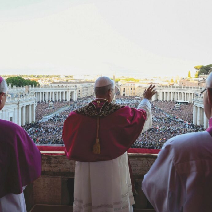Nel momento dell’annuncio del nuovo Papa Leone XIV, 21 milioni di spettatori erano davanti alla tv: numeri storici