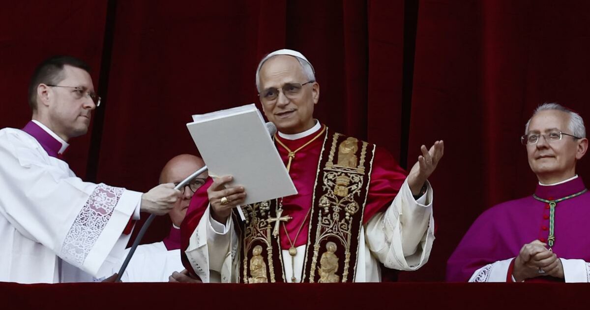il testo scritto le due lingue l uso dei social papa leone è un comunicatore cosa ci dice il primo discorso da Ilfattoquotidiano.it il testo scritto le due lingue l uso dei social papa leone è un comunicatore cosa ci dice il primo discorso