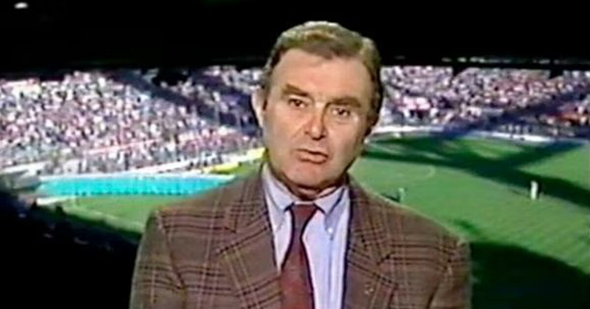 È morto il giornalista Gianni Vasino, il volto di 90° Minuto che seguiva il Genoa aveva 88 anni È morto il giornalista Gianni Vasino, il volto di 90° Minuto che seguiva il Genoa aveva 88 anni
