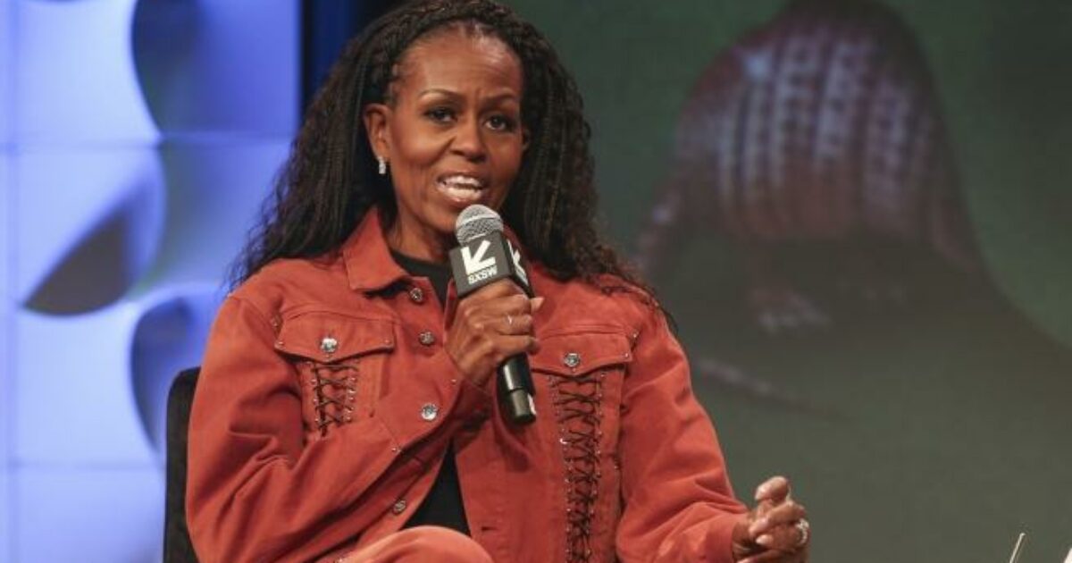 Michelle Obama: “Sono in terapia e sto attraversando una fase di transizione”