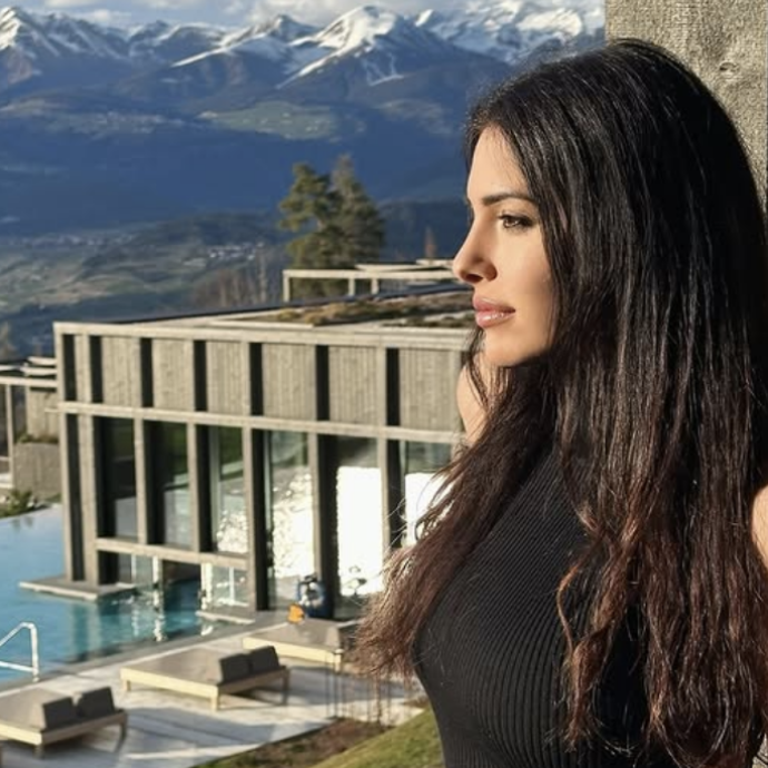 “Ci hanno fottuto tutto in centro a Milano, questa città fa schifo… E alla fine anche duemila euro per ricomprare il telefono”: lo sfogo di Clarissa Marchese