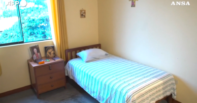 Copertina di Papa Leone XIV, ecco la casa dove ha vissuto il pontefice Robert Prevost in Perù – Video