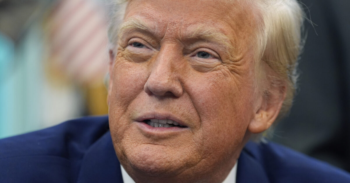 Jerusalem Post: “Trump pronto a riconoscere lo Stato di Palestina”. Ora è attesa per il viaggio nel Golfo Jerusalem Post: “Trump pronto a riconoscere lo Stato di Palestina”. Ora è attesa per il viaggio nel Golfo