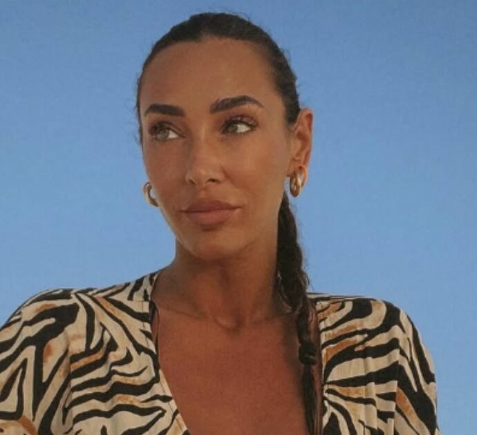 “La mia stalker è tornata, è andata in ossessione totale. Mi fa paura”: la denuncia dell’ex gieffina Sonia Lorenzini