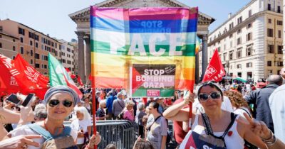 Copertina di “Tutti in piazza contro il ReArm”