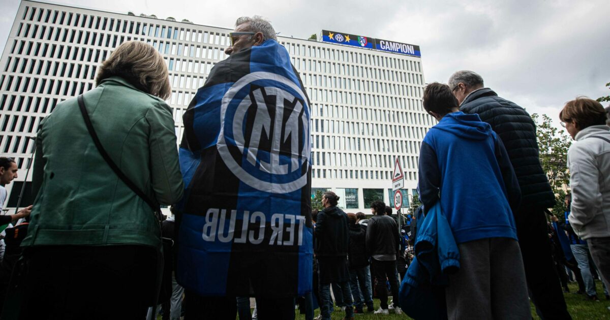 La finale dell’Inter e la sfida per comprare i biglietti: le tende nella notte del 2010, la lotteria tecnologica del 2025 La finale dell’Inter e la sfida per comprare i biglietti: le tende nella notte del 2010, la lotteria tecnologica del 2025