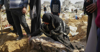Hamas propone un governo “tecnico” per Gaza. Reuters: “Trump presenterà il piano di pace durante la trasferta nel Golfo”