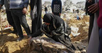 Copertina di Colloqui Usa-Hamas per una tregua e gli aiuti umanitari. “Trump presenterà il piano di pace durante il viaggio nel Golfo”