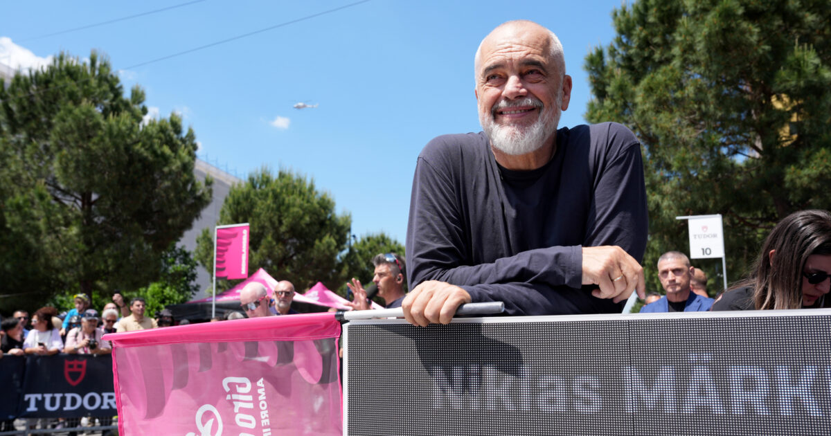 Edi Rama l’invincibile: sarà per la quarta volta premier dell’Albania. Ai socialisti la maggioranza dei seggi Edi Rama l’invincibile: sarà per la quarta volta premier dell’Albania. Ai socialisti la maggioranza dei seggi