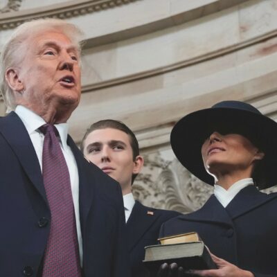 Copertina di Conflitti d’interesse, Trump re di denari: 3 miliardi in 4 mesi