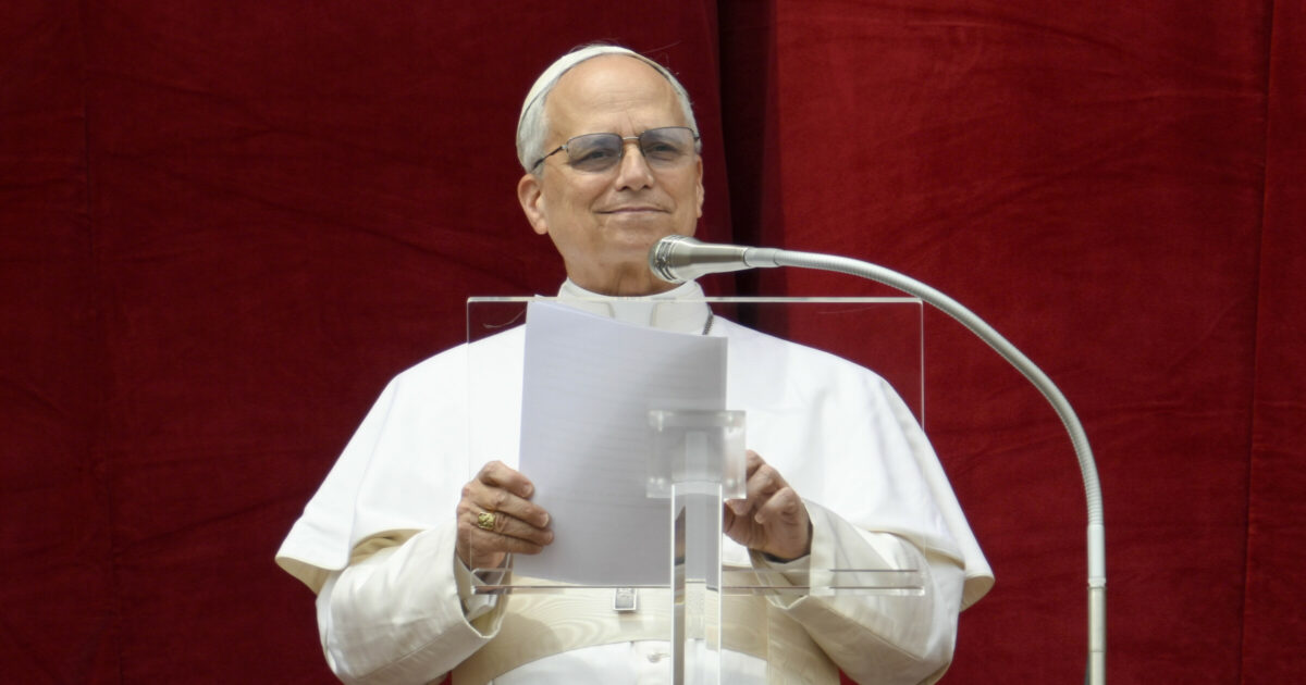 Papa Leone XVI usa ancora le parole di Francesco: “Disarmiamo le parole e contribuiremo a disarmare la Terra” Papa Leone XVI usa ancora le parole di Francesco: “Disarmiamo le parole e contribuiremo a disarmare la Terra”