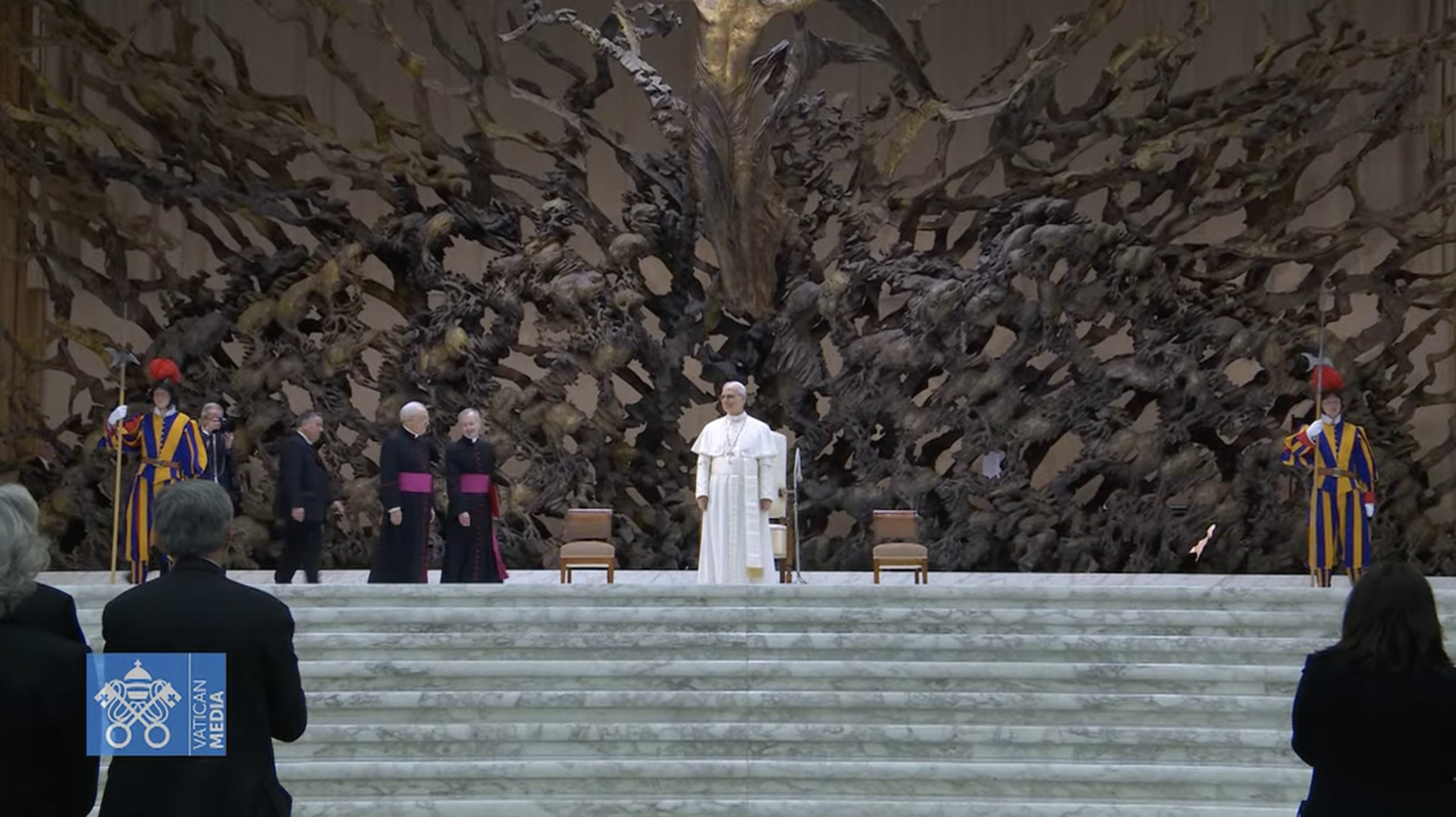 papa leone xiv incontra giornalisti e operatori dei media presenti oltre 5mila lavoratori segui la diretta da Ilfattoquotidiano.it papa leone xiv incontra giornalisti e operatori dei media presenti oltre 5mila lavoratori segui la diretta