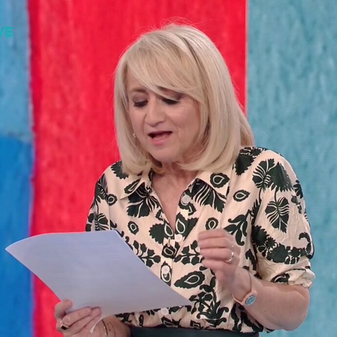 Luciana Littizzetto e la letterina a Papa Leone XIV: “Sei nato nello stesso anno di Mentana, anche le tue messe saranno maratone lunghissime…”