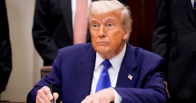 Copertina di Farmaci, il bluff di Trump. Si tratta con Big Pharma