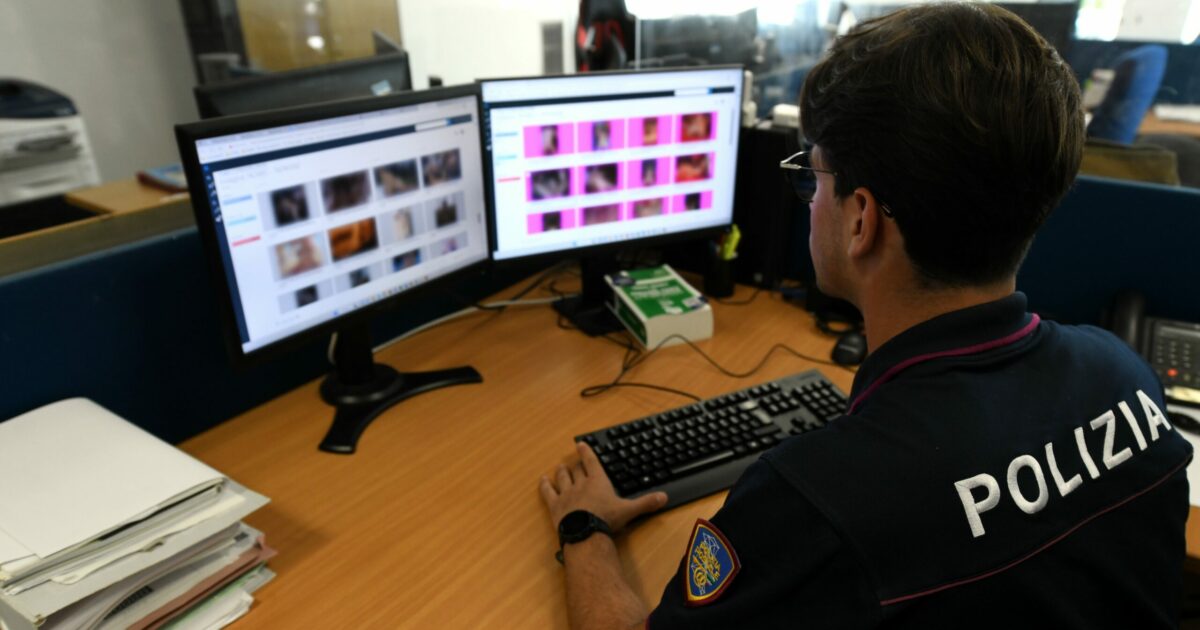 Arrestato in flagranza per abusi sulla nipote, a un 60enne contestata anche la pedopornografia Arrestato in flagranza per abusi sulla nipote, a un 60enne contestata anche la pedopornografia
