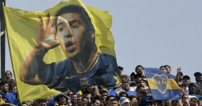 Copertina di Il mito Riquelme, campione anche fuori dai campi di calcio. La sua lezione di vita in un libro