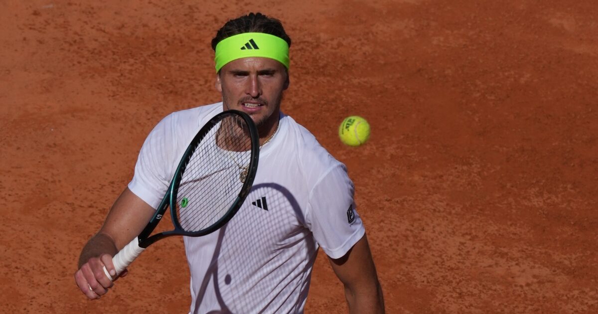 “È il tuo lavoro pensare a domande stupide”: Zverev scorbutico a Roma, si scaglia contro il giornalista “È il tuo lavoro pensare a domande stupide”: Zverev scorbutico a Roma, si scaglia contro il giornalista